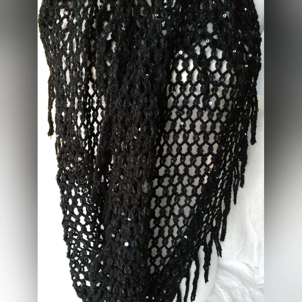 Children's Place Girl's Infinity Scarf Black Crochet Open Weave Tassels Sequins